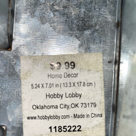 Decoration - Picture 3 of 3